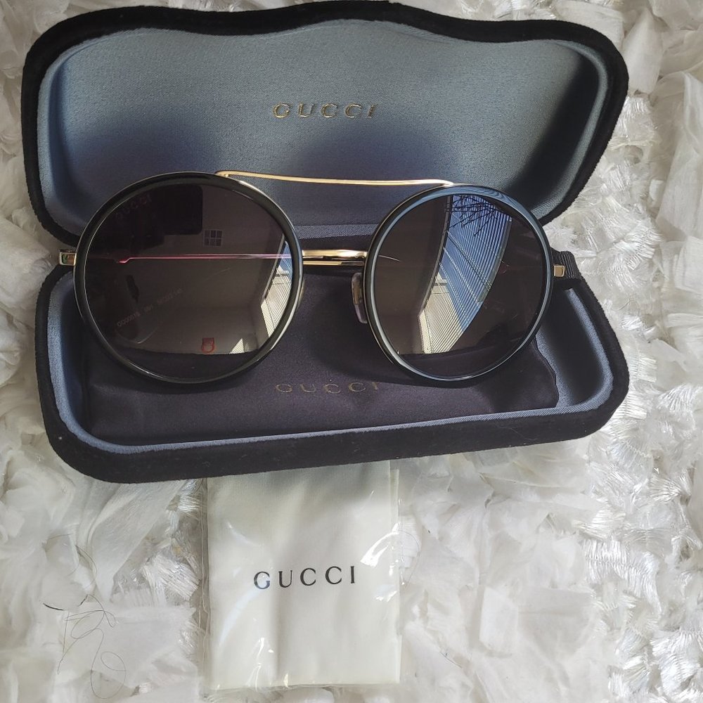 Gucci Round Sunglasses GG0061S Black/Gold - Picture 2 of 6
